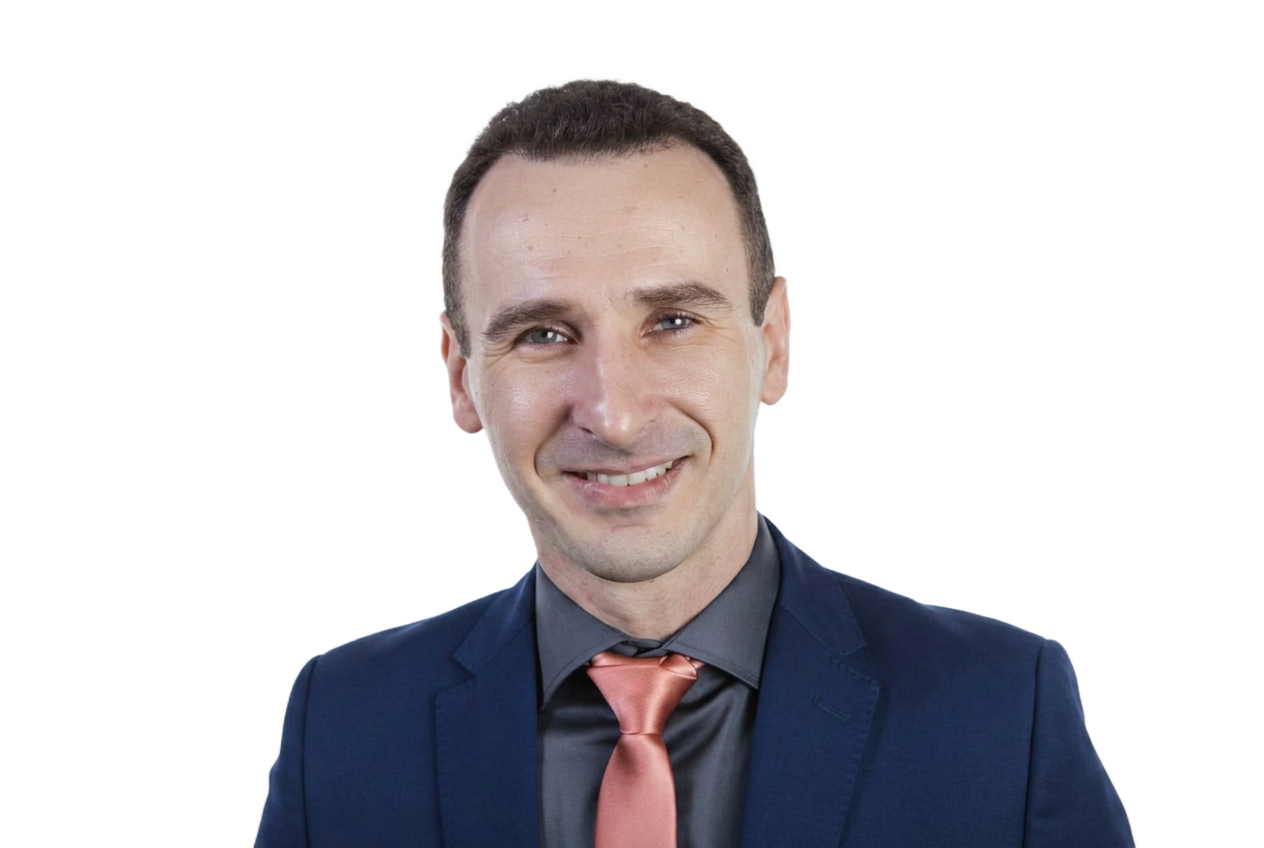 Dr. Danilo Pacheco — Ortopedista especialista em ombro e cotovelo